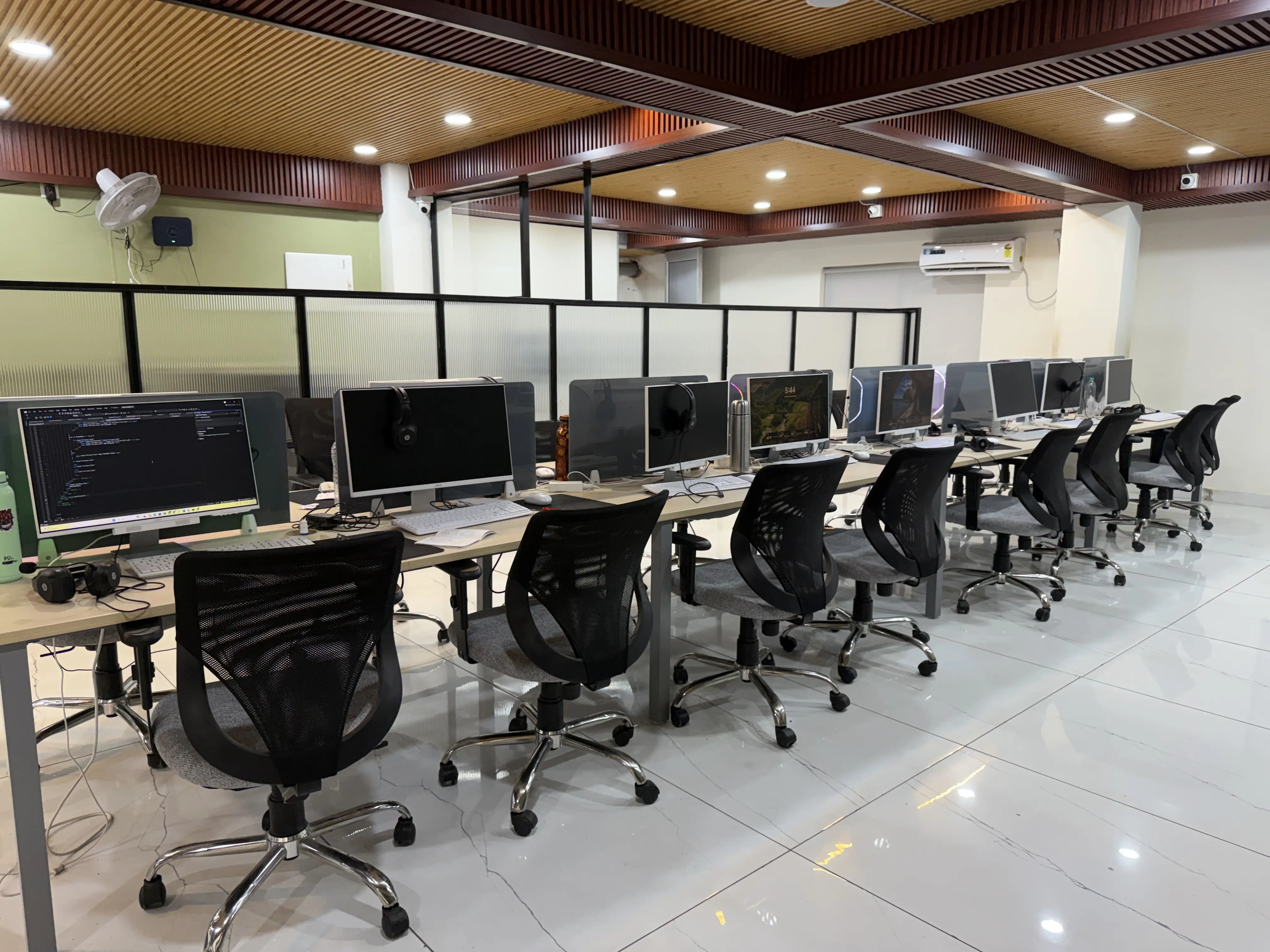 SGSN office space